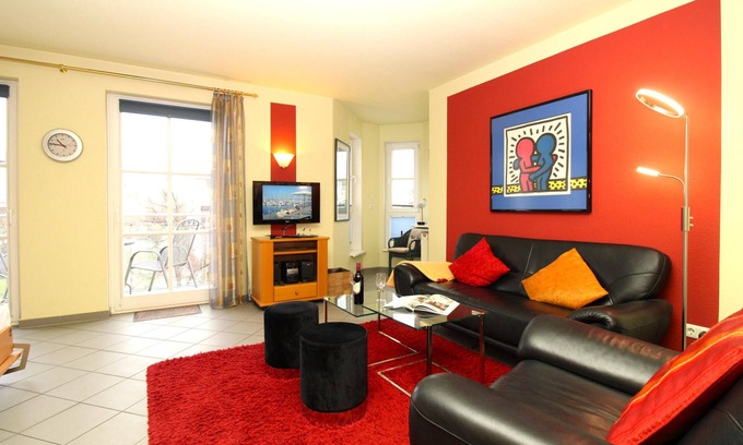 Ostseebad Kuhlungsborn Appartement | Haus Olymp WE 10: modern 1-room apartment close to the beach