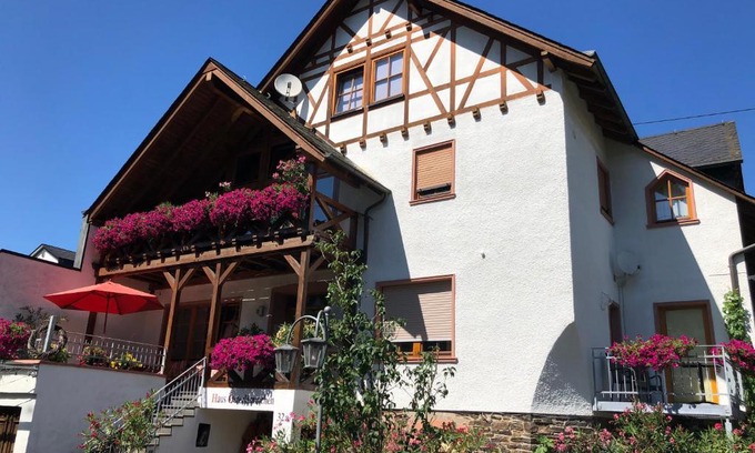 Ediger Appartement | Haus Osterlämmchen