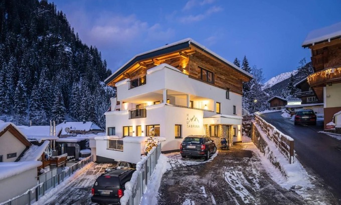 See Appartement | Maison Sabrina Appartement "Hexenkopf" avec vue sur les montagnes, Wi-Fi & Terrasse
