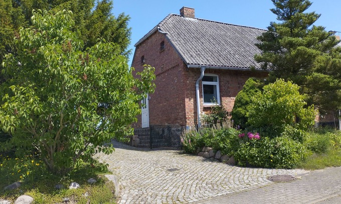 Am Salzhaff Maison | "Haus Seegang" approx. 100 sqm, close to the beach and with a large garden