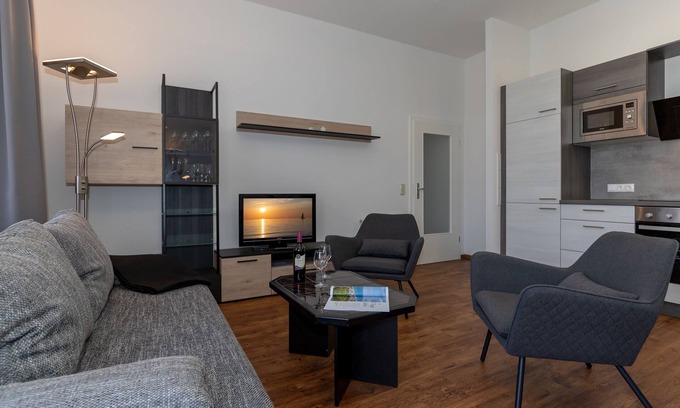 Ostseebad Kuhlungsborn Appartement | Haus Wenden apartment 9: quiet 2-1/2 room apartment close to the beach