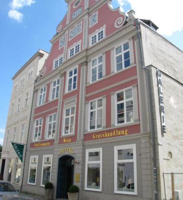 Old Town Maison | Haus Wullfcrona