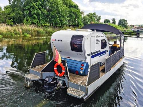 Demmin Location De Bateaux | Hausboot auf der Peene, Demmin