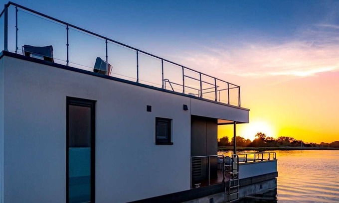 Ribnitz Appartement | Hausboot für 6 Gäste mit 85m² in Ribnitz-damgarten