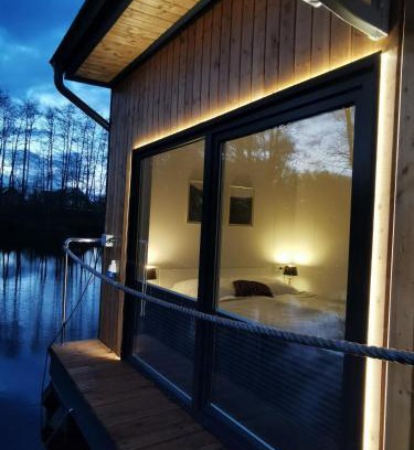 Papenburg Location De Bateaux | Hausboot Friedrich