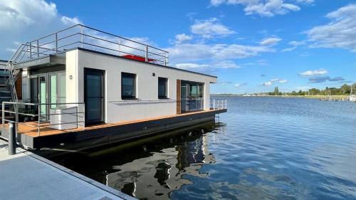 Ribnitz Location De Bateaux | Hausboot Sunday