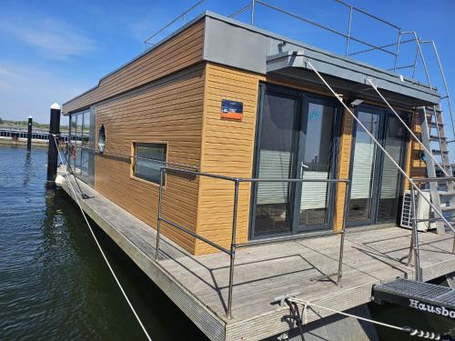 Knieper Nord Location De Bateaux | Hausboot Tollow