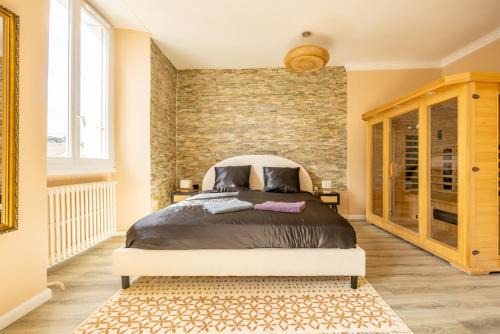 Bouguenais Appartement | Haussmannien Standing and Confort - Sauna - 7 pers