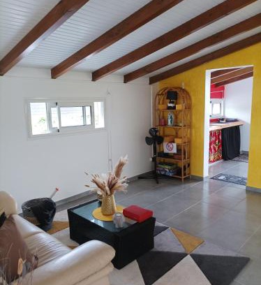 Beaufond Maison | Haut de villa dans le nord de la grande terre (Guadeloupe).