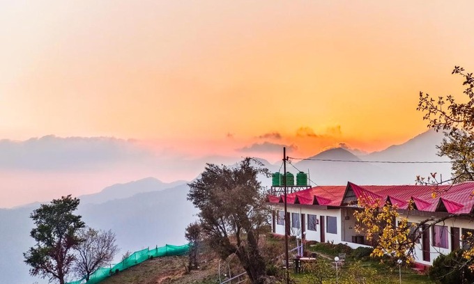 Kanatal Station Balnéaire | Haut Monde King's Paradise Resort