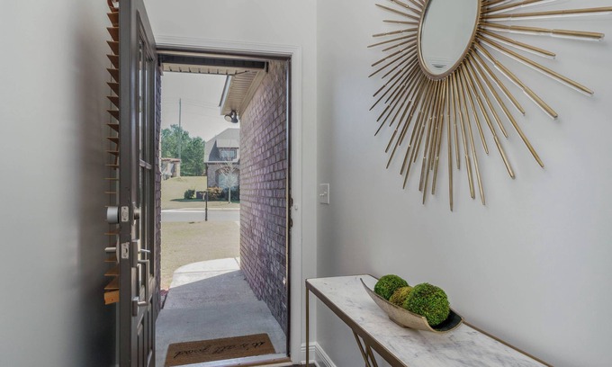 Northport Maison | Haute Hideaway!