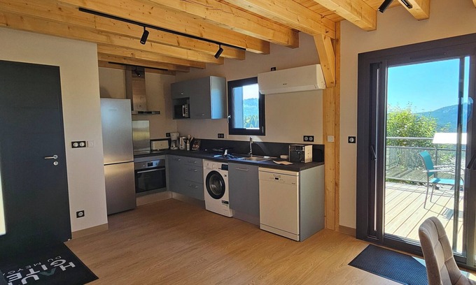 Queyrieres Chalet De Ski | Hauts Gites du Meygal: 3 gîtes for 24 people :Reservations only on request