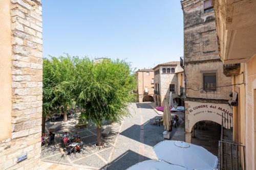 Montblanc Appartement | Hauzify I Apartaments La Plaça