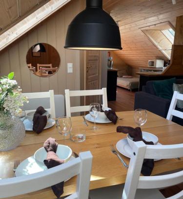 Farsund Appartement | Havbris apartment with sea view in Borhaug, Farsund