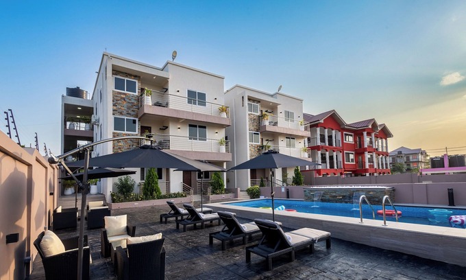 Sekondi-Takoradi Appartement | HAVEN 2: Stylish 2BR with premium finishes, custom décor & stunning views.
