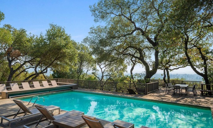 Alta Vista Homeowners Association Maison | Haven: Heated Pool & Hot Tub, Gigabit