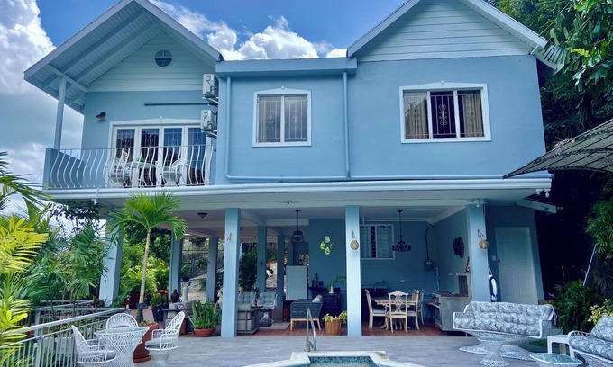 Glencoe Maison | Havenhill is a scenic & happening Escape for 7!