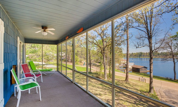 Hawkins Cabine | Hawkins Vacation Rental w/ On-Site Lake Access!