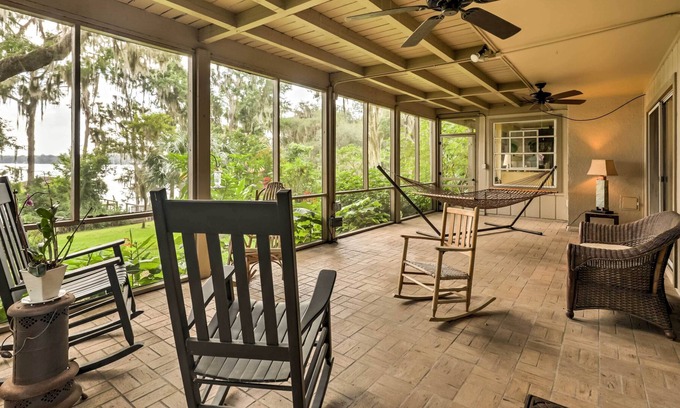 Hawthorne Appartement | Lakefront Florida Apartment w / Boat House & Kayak!
