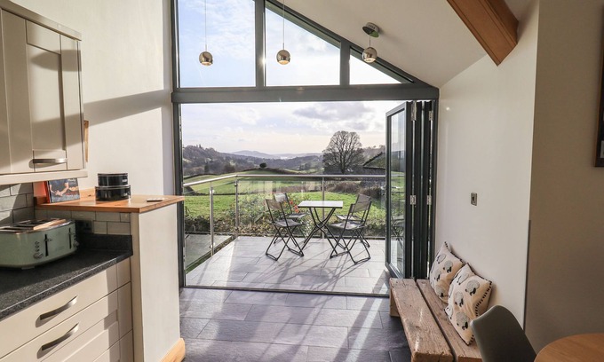 Troutbeck Maison | HAYSTACKS, family friendly, with open fire in Troutbeck