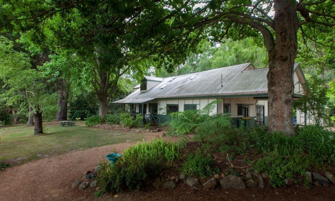 East Warburton Maison | Maison rurale Hazelwood Cottage S / C Retreat & Farm
