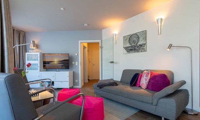 Kuhlungsborn Ost Appartement | HB-03 - Ostseeallee 3a "PIER K'BORN" Curr. HB-03 .. "Time Out"