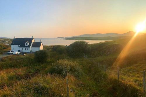 Caroy Maison | Head In The Skye - Healabhal Cottage