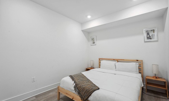 Brookland Lit Et Petit-Déjeuner | Heart of Brookland | Everything is Super Close!