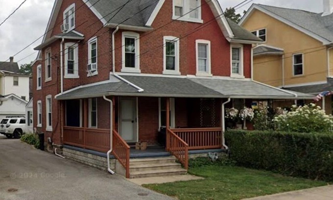 Bryn Mawr Appartement | Heart of Bryn Mawr 3 BR Home