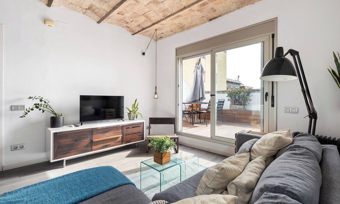 el Camp d'en Grassot i Gracia Nova Appartement | Heart of Gracia: Stylish 1BR Apartment with Terra