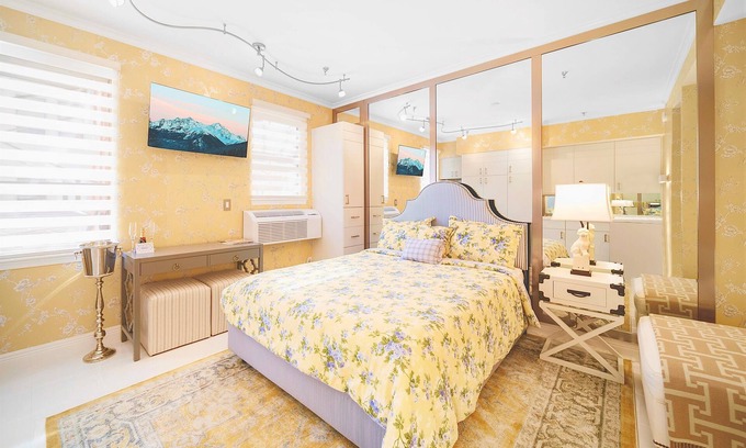 Palm Beach - West Palm Beach Hôtel | Heart of Palm Beach - free parking included, security safe, next to Breakers