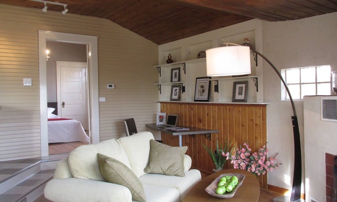 Silver Hill Cottage | Cœur de l'action, Nob Hill plaisir, avec l'intimité que vous désirez.