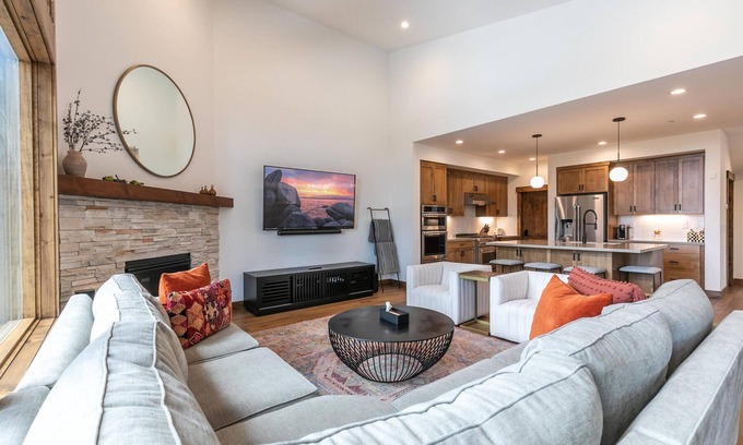 Ponderosa Palisades Maison | Heartwood Highview, 4 BDRM, Club Amenities Included!