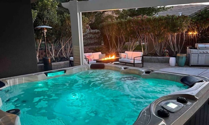 Mesquite Maison | Heated Pool at Turtle Cove by J and Amy BL991528