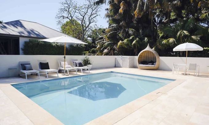 Bundeena Maison | Heated Pool | Bundeena's best | 10br | Beach