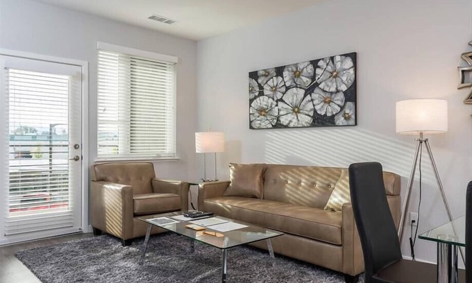 Menlo Park Appartement | Heated Pool | Free Parking Available | Redwood City Downtown