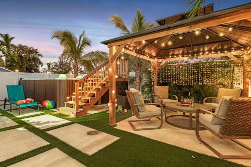 River District Maison | Heated Pool, Mini Golf and Cabana Bradenton Retreat