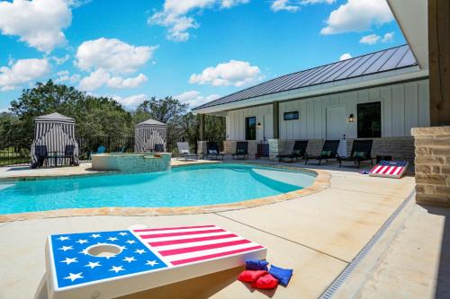 Sabinal Maison | Heated Pool Movie Theater Hot Tub Games Sleeps 28