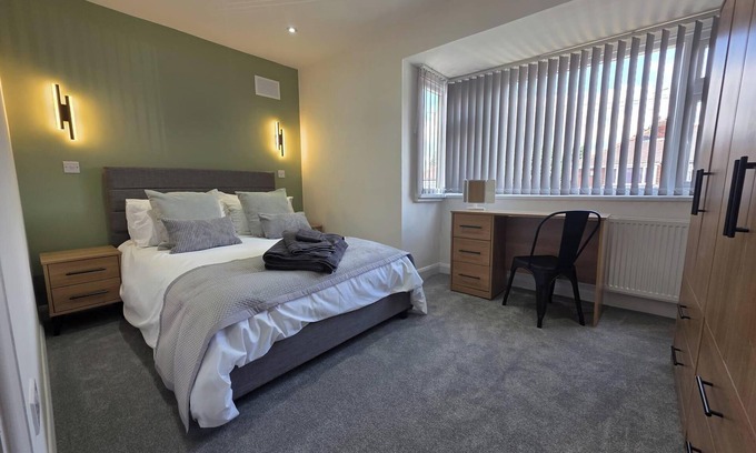 Beeston Maison | Heath Rise Retreat in Leeds