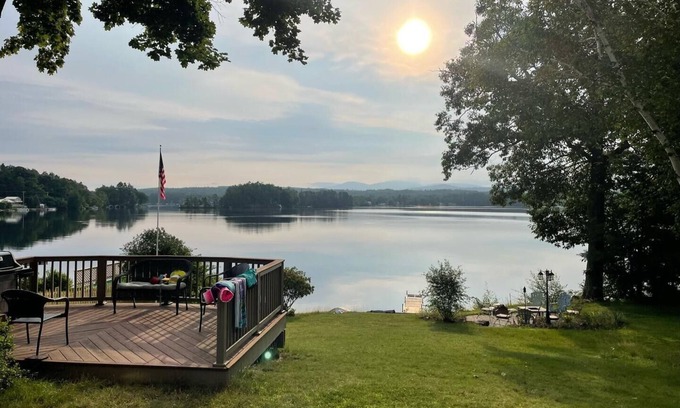Winnisquam Maison | Heavenly Retreat on Lake Winnisquam
