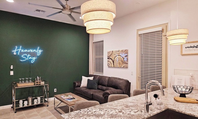 Maryvale Appartement | Heavenly Stay in west Phoenix *With private garage*