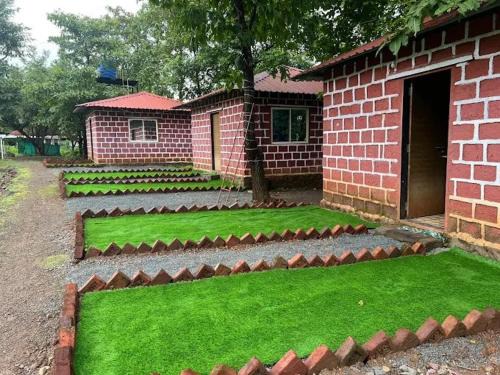 Uddar Maison | Heavenstone Resort