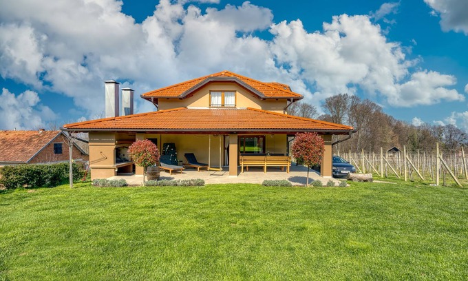 Ludbreg Maison | Hedonistic Vineyard Estate With Hot Tub, Ludbreg, Croatia