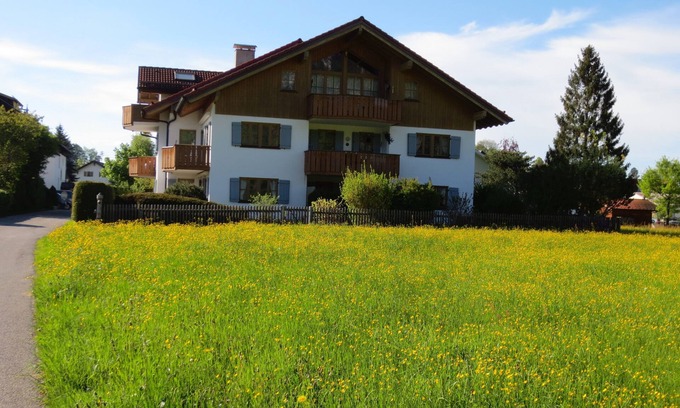 Schwangau Copropriété | Appartement meublé de très grande qualité avec vue sur le château