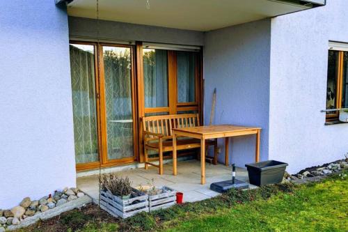 Nuertingen Appartement | Helle Terrassenwohnung am Waldrand