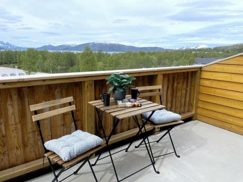 Dyry Appartement | Helt ny sentral 2-roms leilighet i Dyrøy