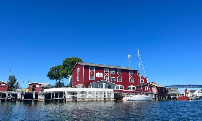 Herøy Hôtel | Herøy Brygge