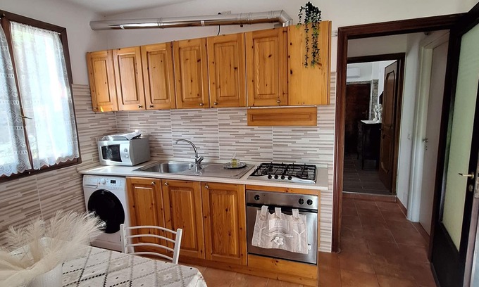 Cinque Terre Appartement | Heracle's garden. Apartment in small villa immersed in the greenery of the Cinque Terre.