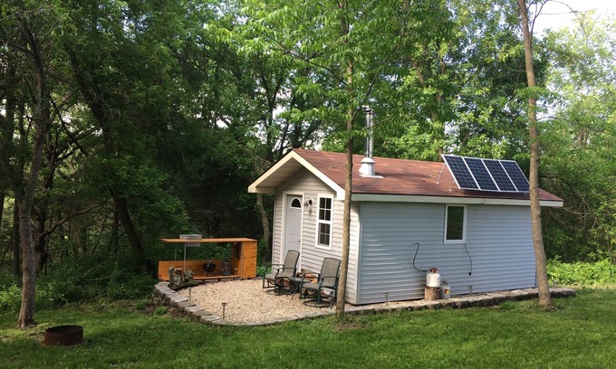 Chatfield Cabine | Heritage Hideaway- Tiny House