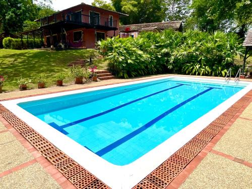 Tobia Maison | Hermosa Casa FINCA Piscina Voleibol WiFi Villeta